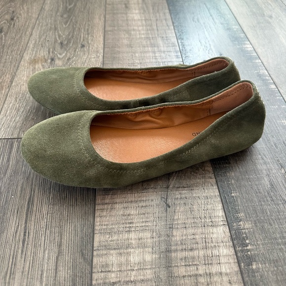 Lucky Brand Shoes - Lucky Brand Erin Ballet Flats Olive Green Suede Women’s Size 8.5 NEW